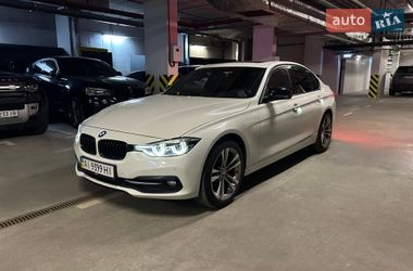 Седан BMW 3 Series 2015 в Киеве