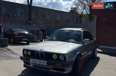 Седан BMW 3 Series 1984 в Киеве