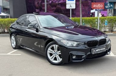 Седан BMW 3 Series 2015 в Киеве