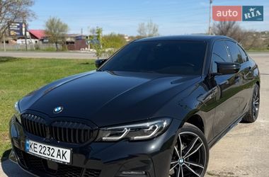 Седан BMW 3 Series 2022 в Дніпрі