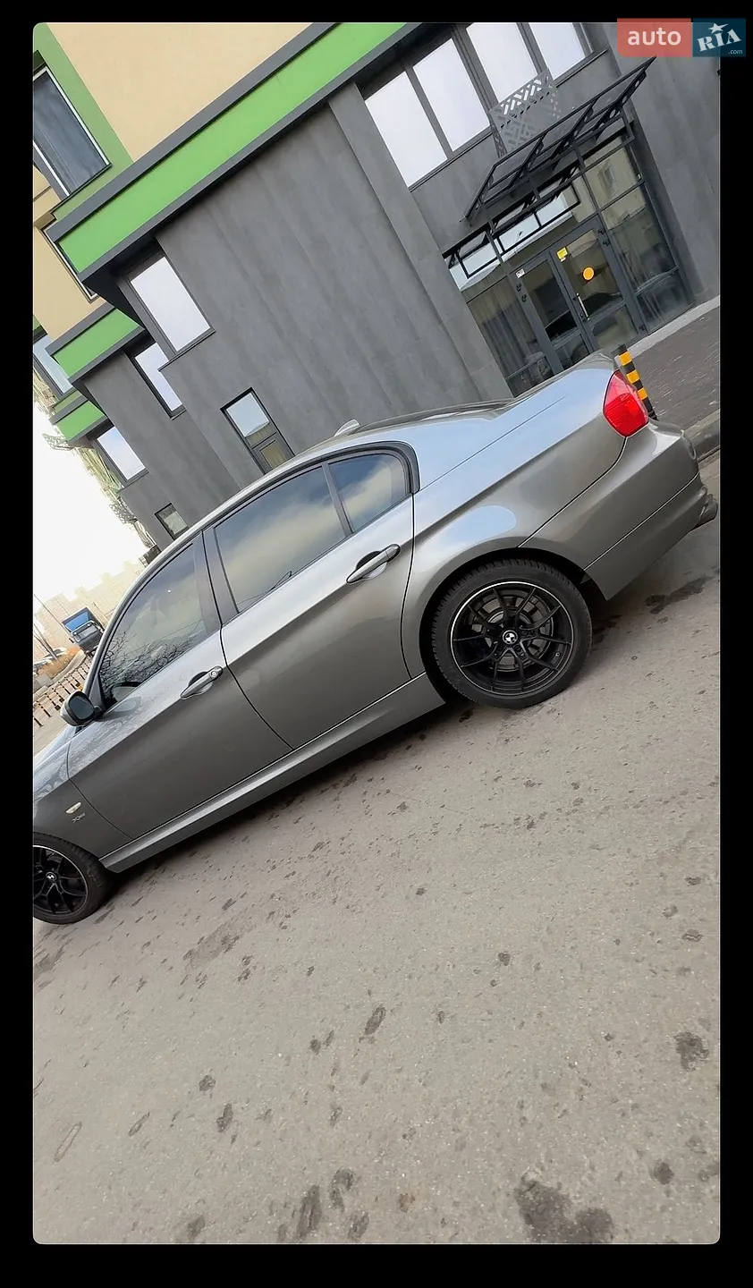 2010 BMW 3er - мініатюра 9