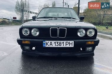 Седан BMW 3 Series 1988 в Києві