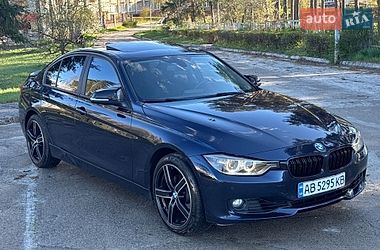 Седан BMW 3 Series 2015 в Нетешине