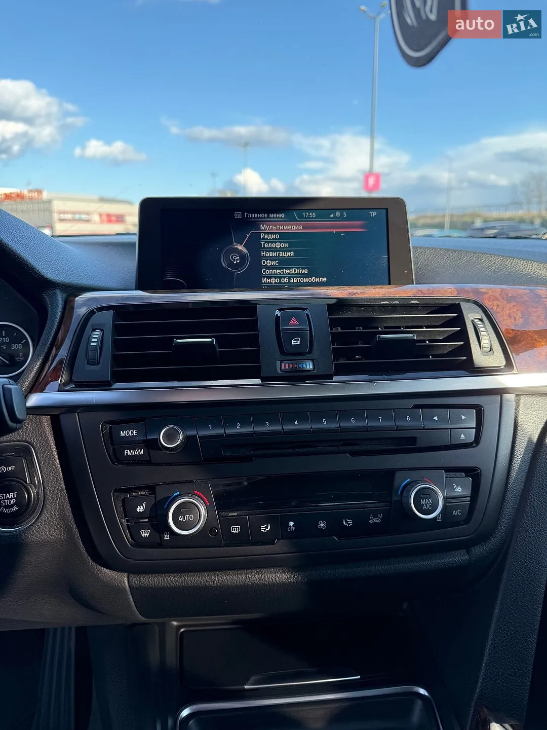 2013 BMW 3er - мініатюра 12
