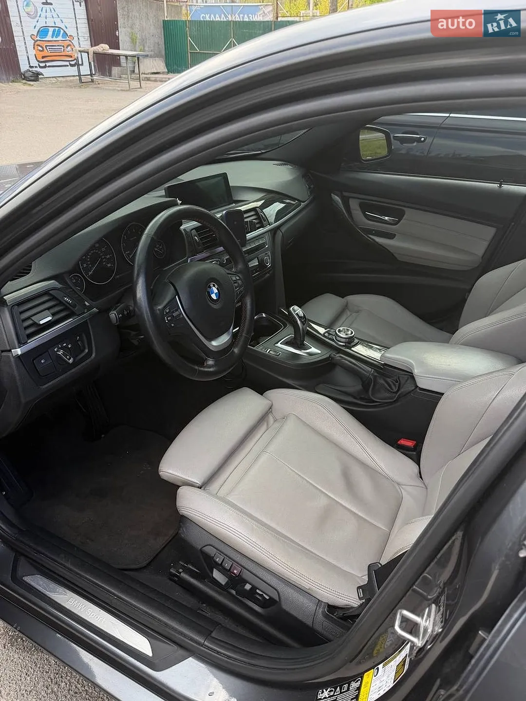2012 BMW 3er - мініатюра 9
