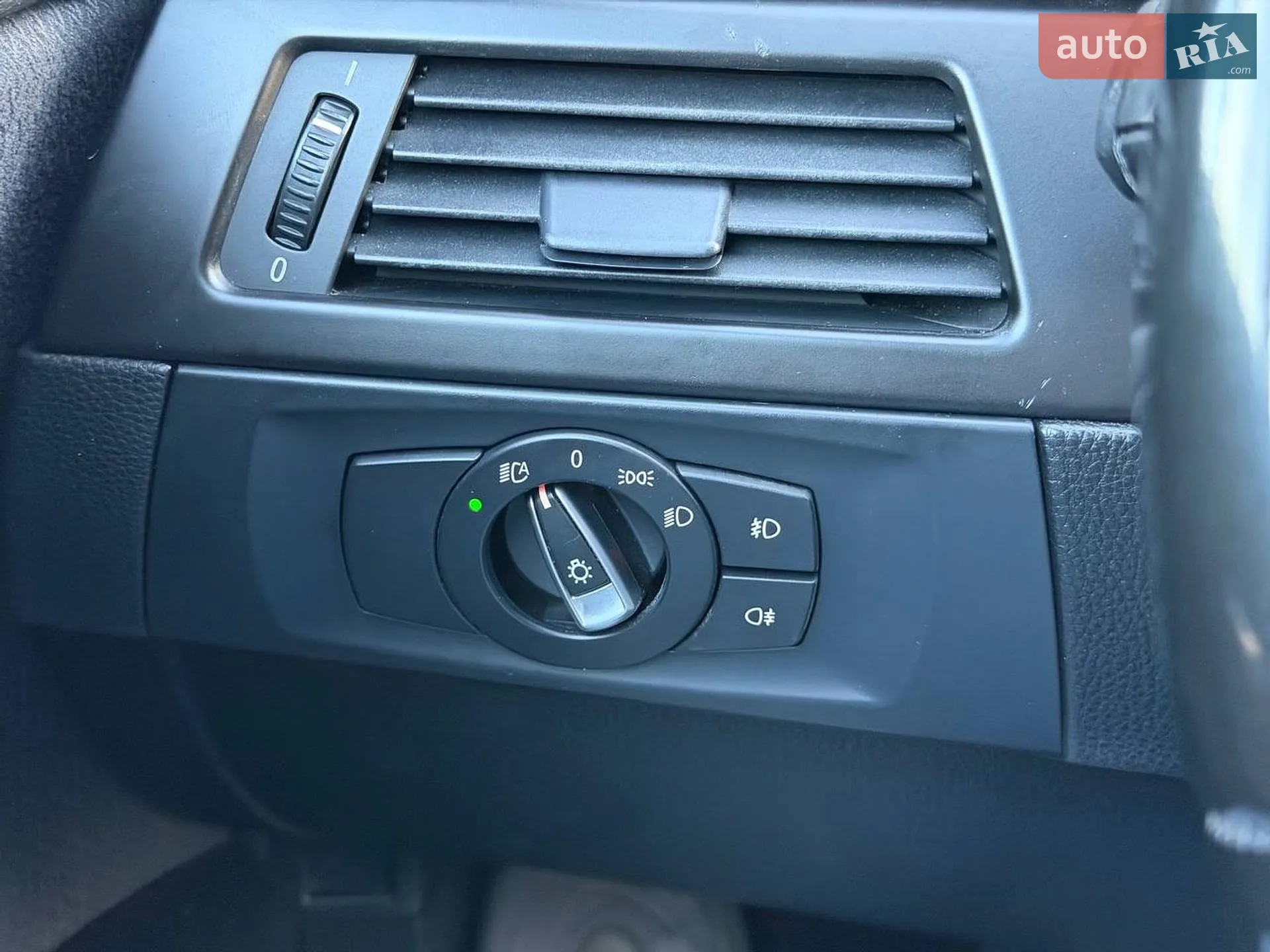 2010 BMW 3er - мініатюра 34