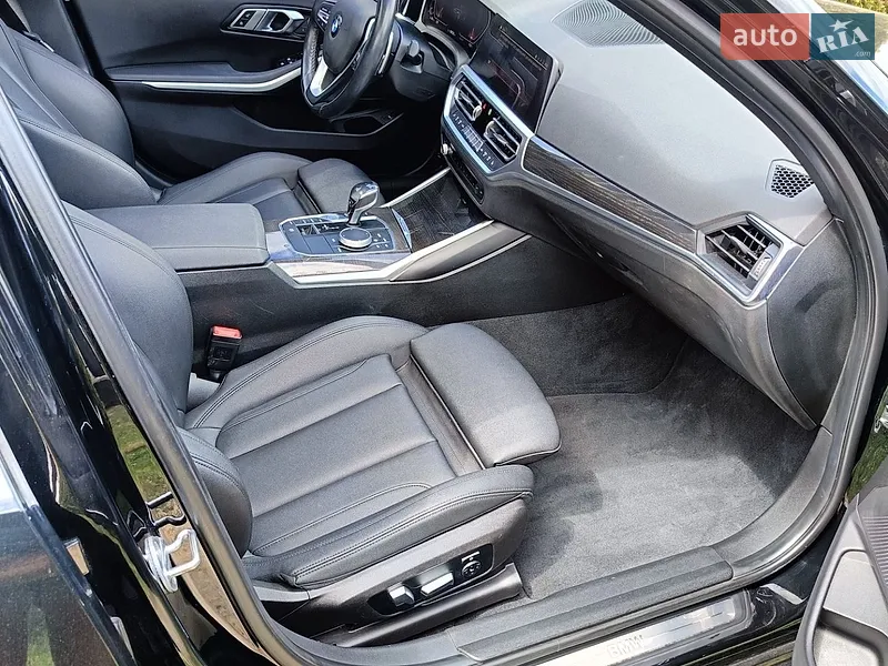 BMW 3 Series 2019 VIN 3MW5R1J54K8A05655 фото оголошення 9 з 52
