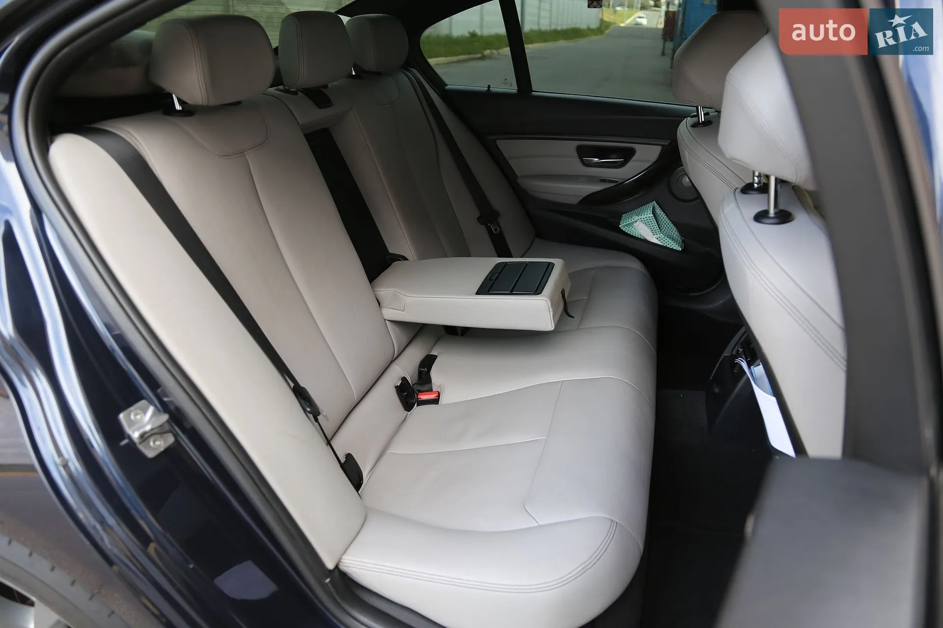 2013 BMW 3er - мініатюра 11