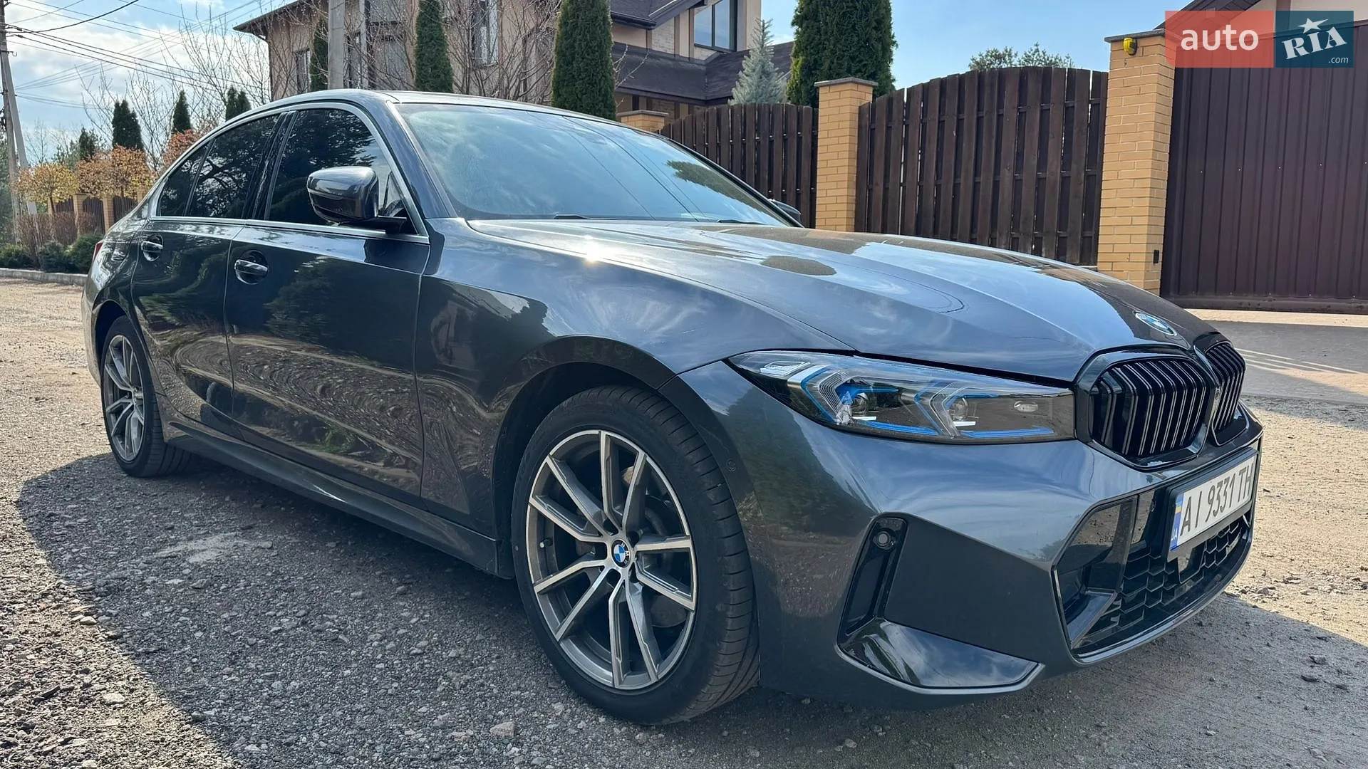 BMW 3 Series 2021 VIN 3MW5P7J01M8B80736 фото оголошення 3 з 25