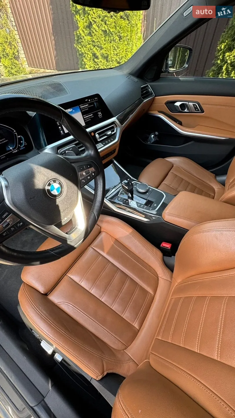 BMW 3 Series 2021 VIN 3MW5P7J01M8B80736 фото оголошення 17 з 25