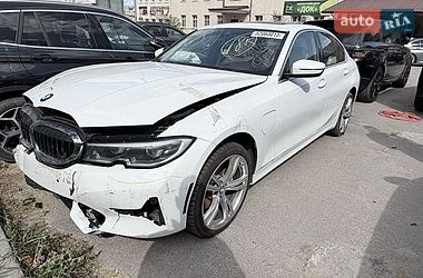 Седан BMW 3 Series 2021 в Львові