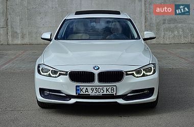 Седан BMW 3 Series 2018 в Киеве
