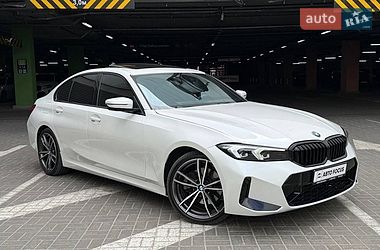 Седан BMW 3 Series 2022 в Киеве