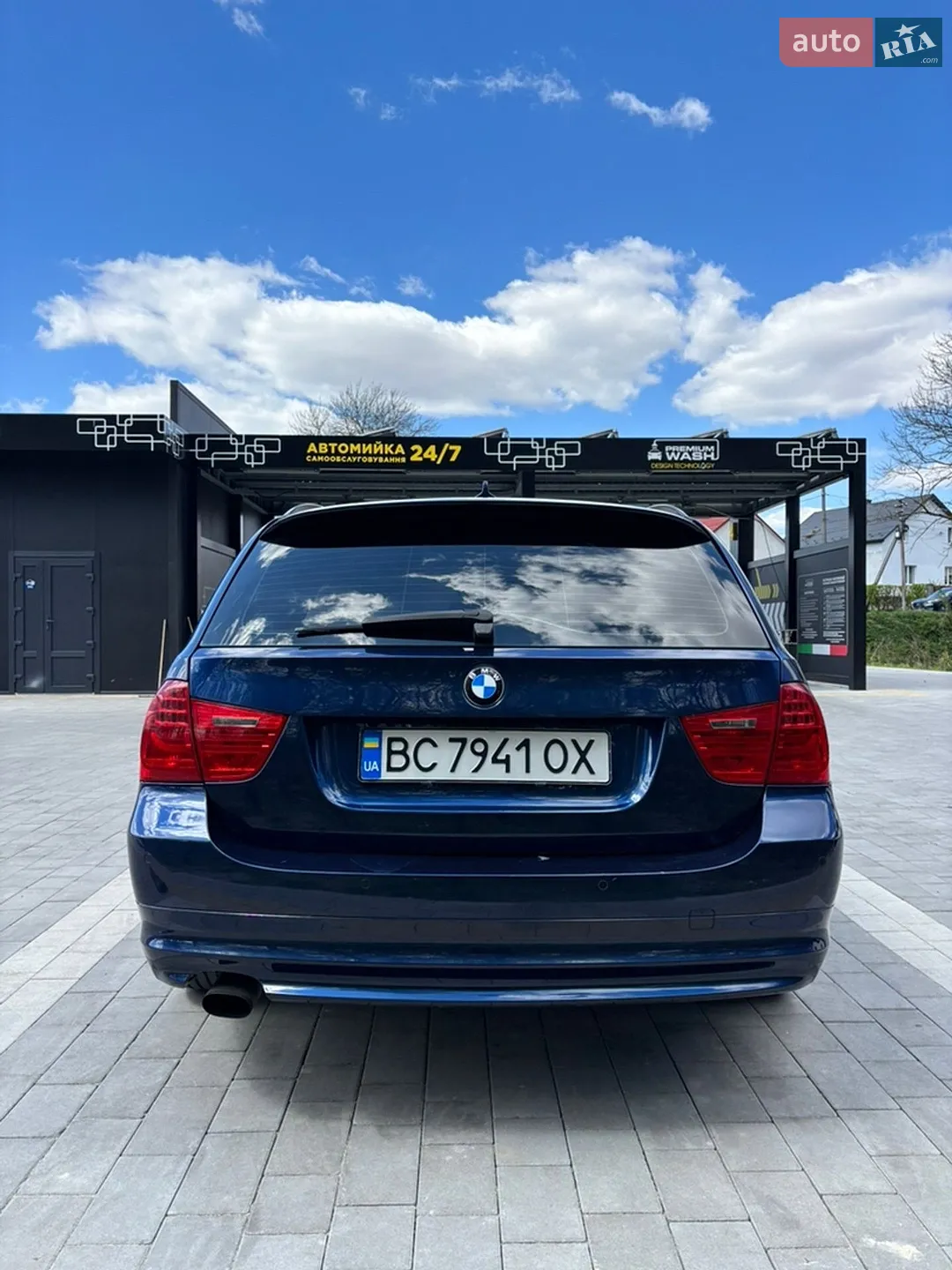 2010 BMW 3er - мініатюра 4