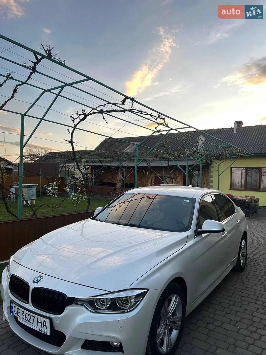 2016 BMW 3er - мініатюра 2