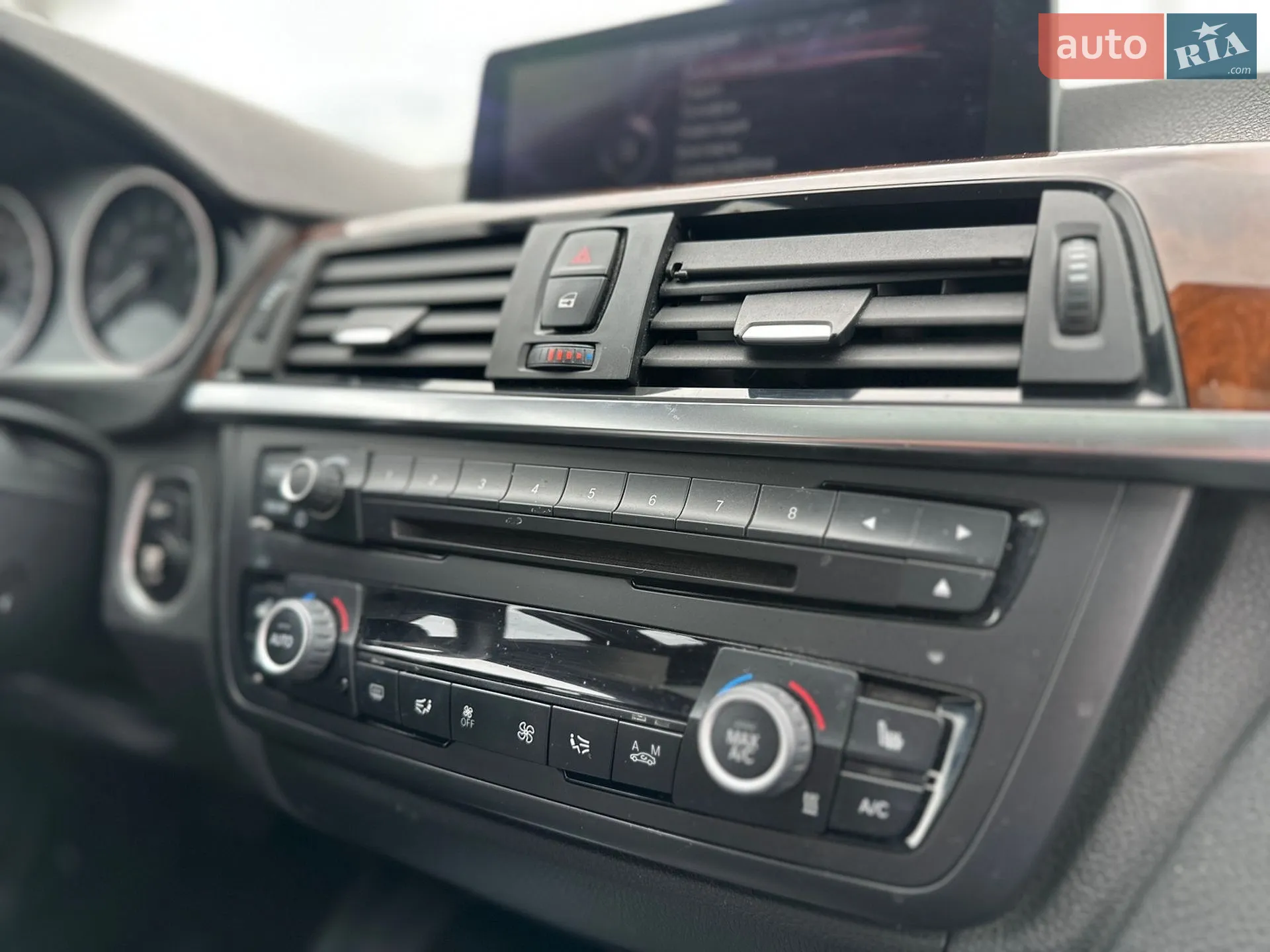 2014 BMW 3er - мініатюра 21