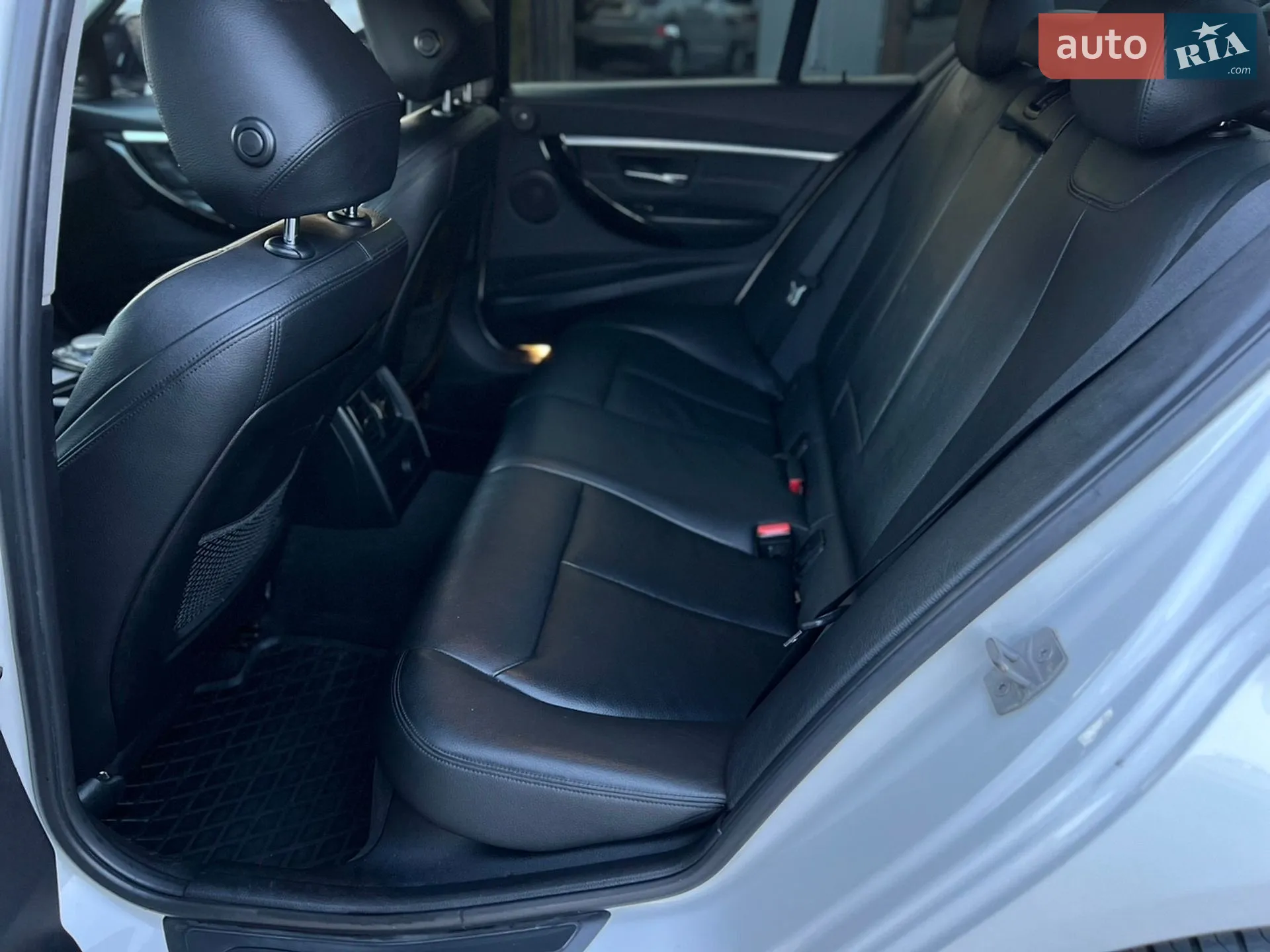 2016 BMW 3er - мініатюра 8