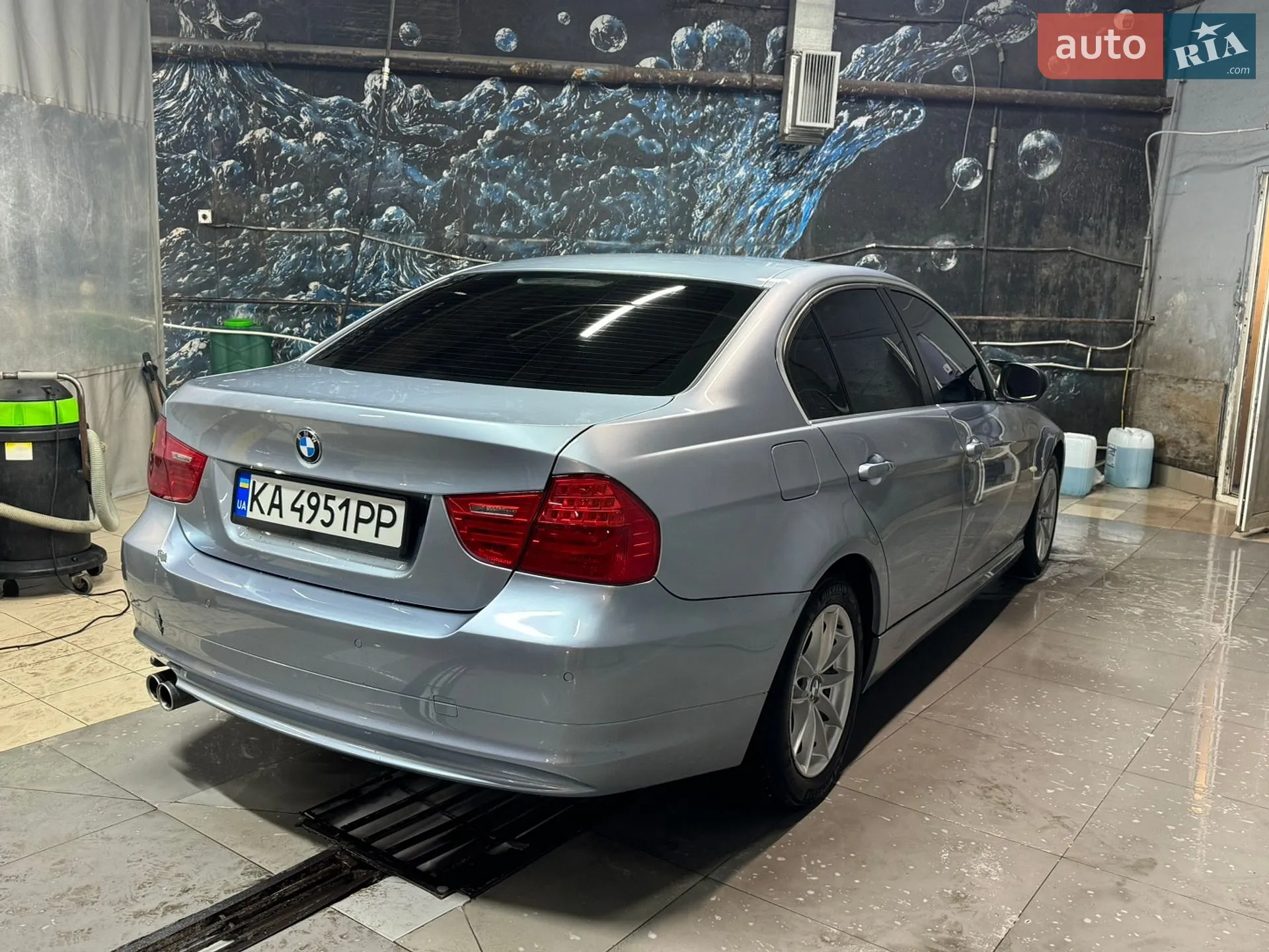2010 BMW 3er - мініатюра 12