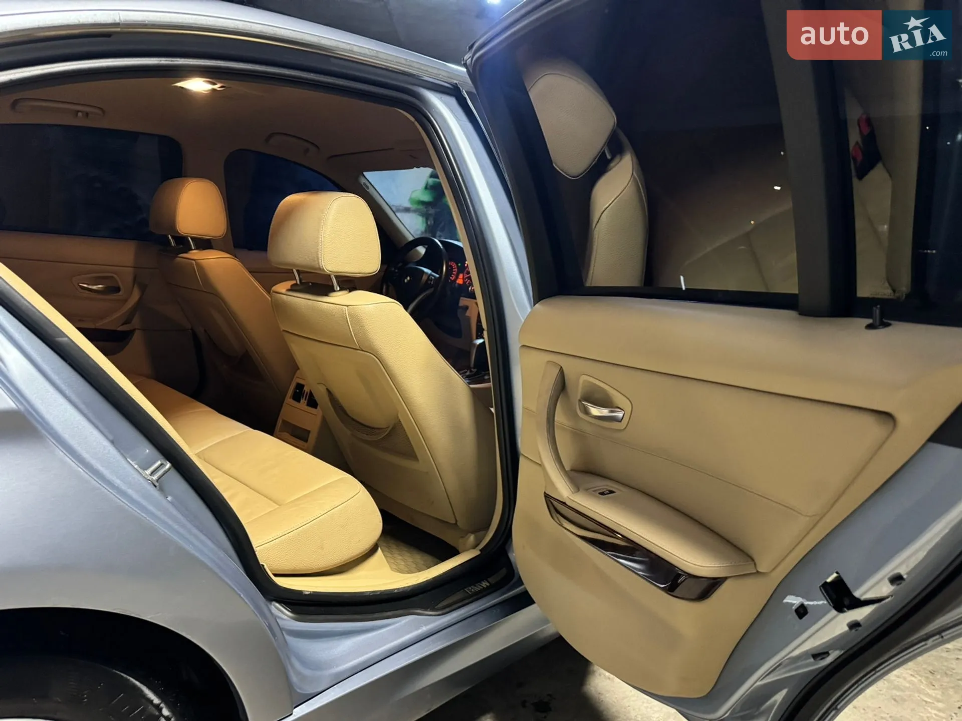 2010 BMW 3er - мініатюра 27