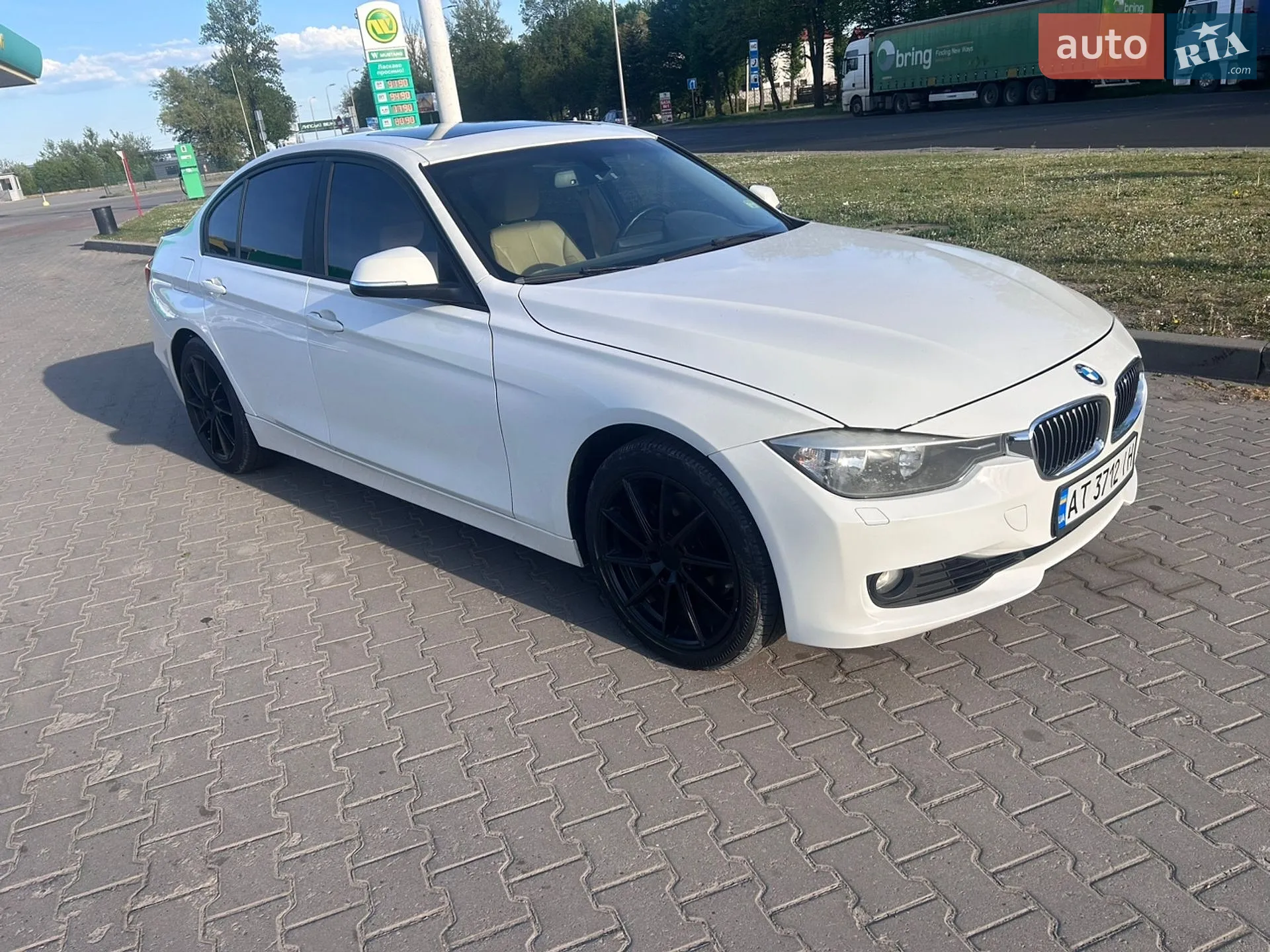 2013 BMW 3er - мініатюра 2