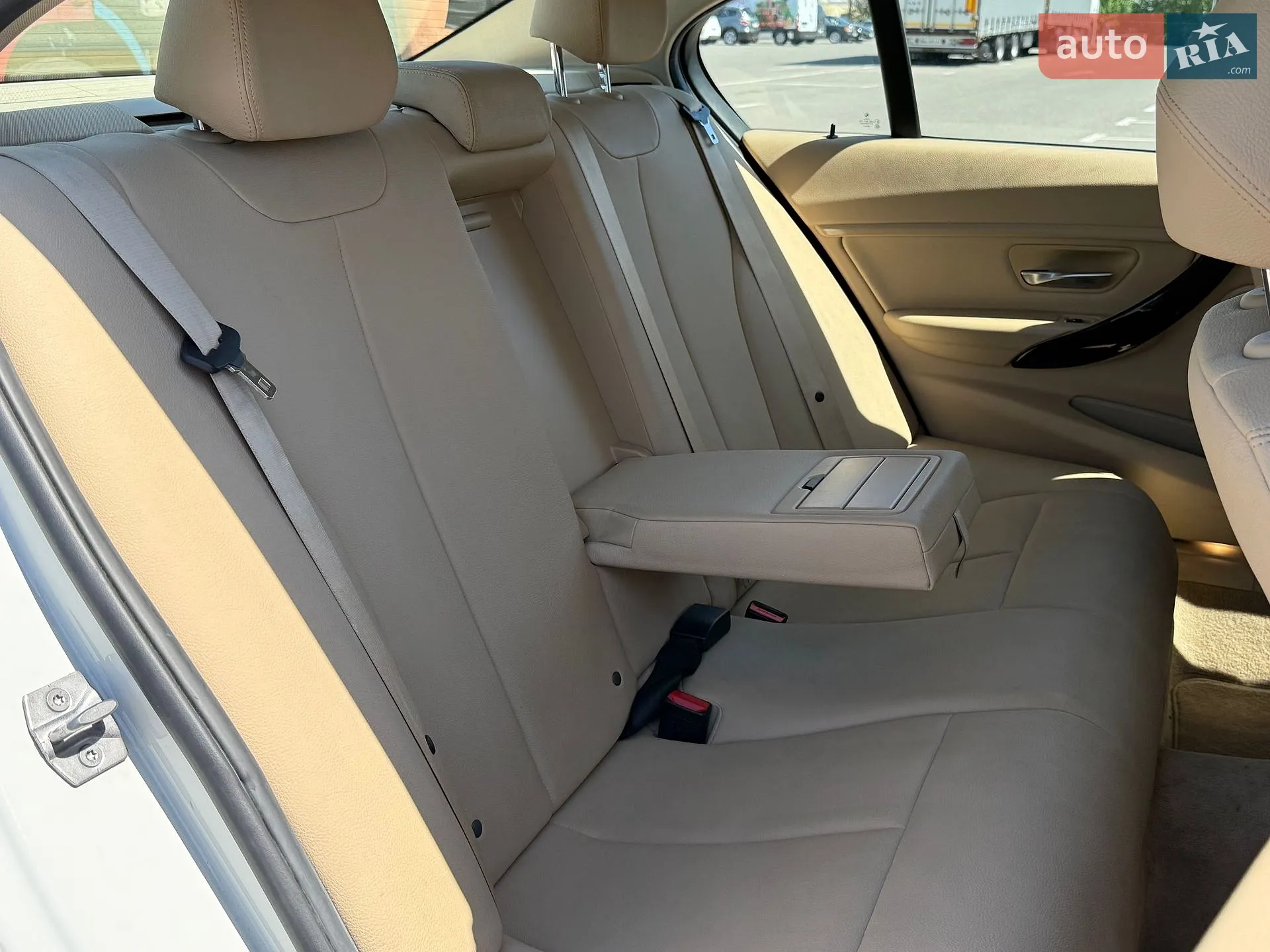 2016 BMW 3er - мініатюра 8