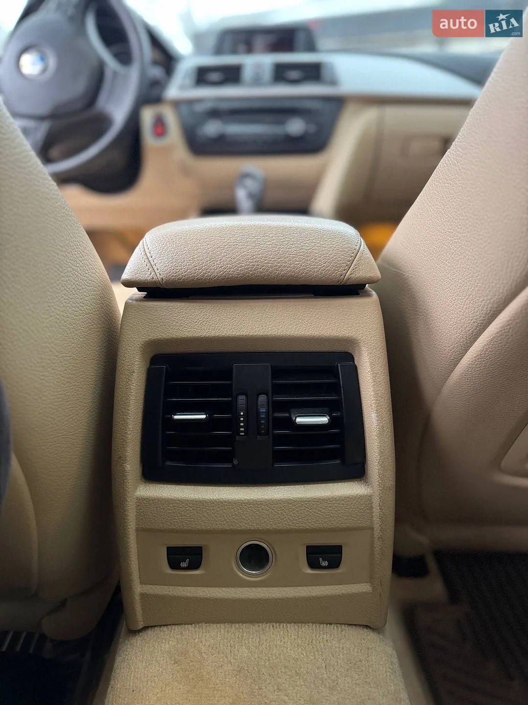 2012 BMW 3er - мініатюра 21