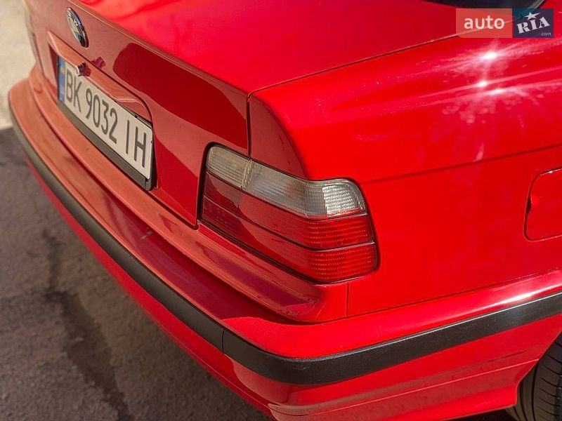 Седан BMW 3 Series 1998 в Ровно