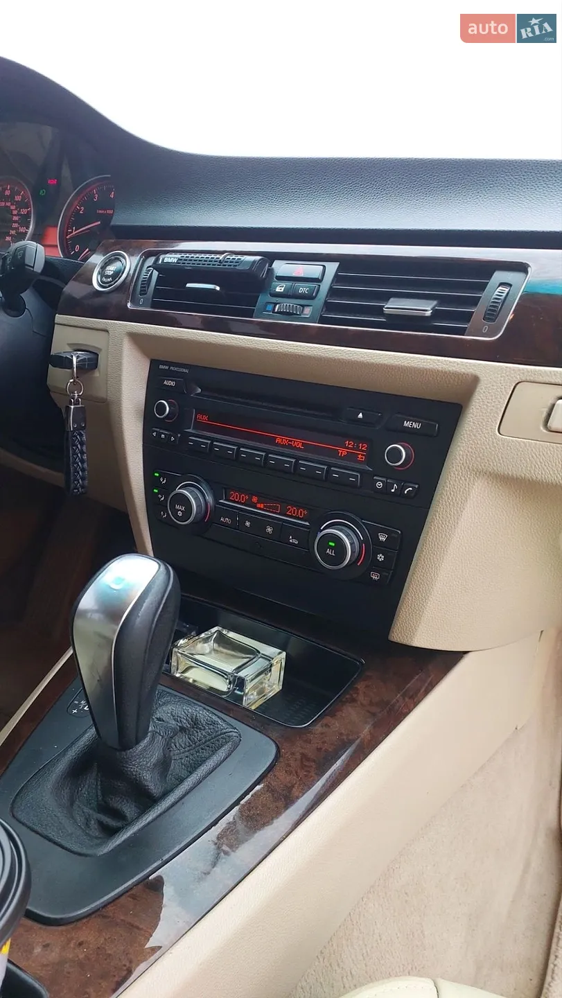 2010 BMW 3er - мініатюра 19