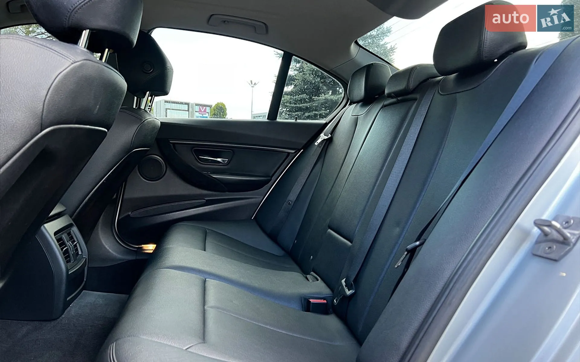 2015 BMW 3er - мініатюра 23