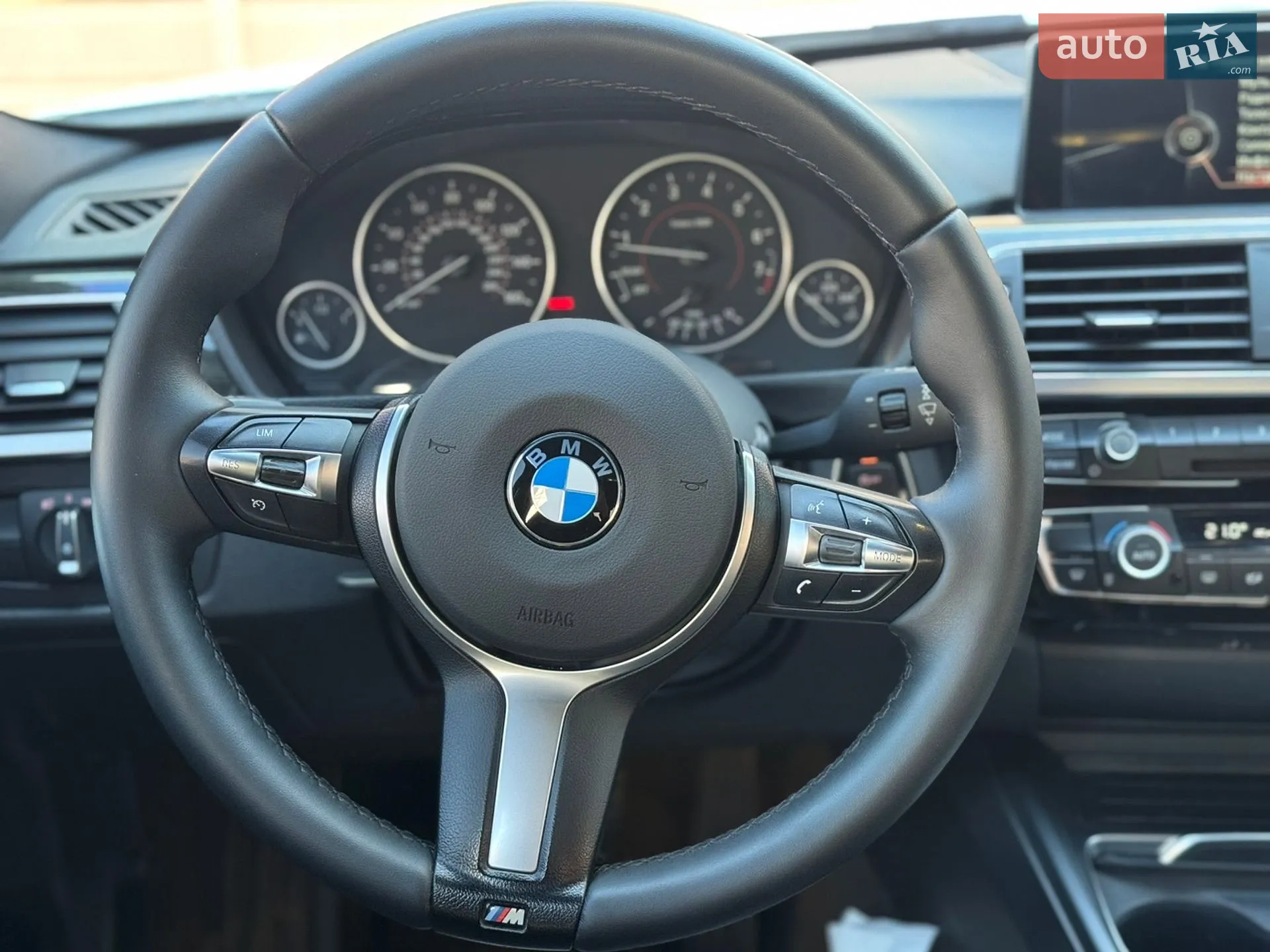 2015 BMW 3er - мініатюра 12