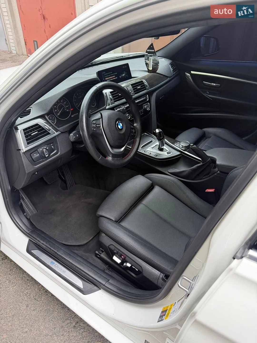 2017 BMW 3er - мініатюра 9