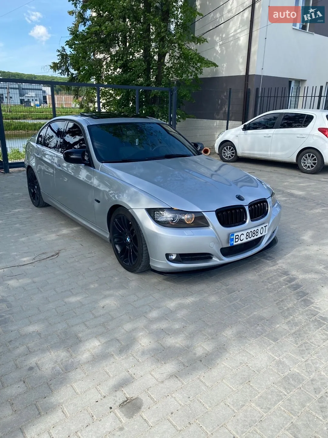 2011 BMW 3er - мініатюра 2