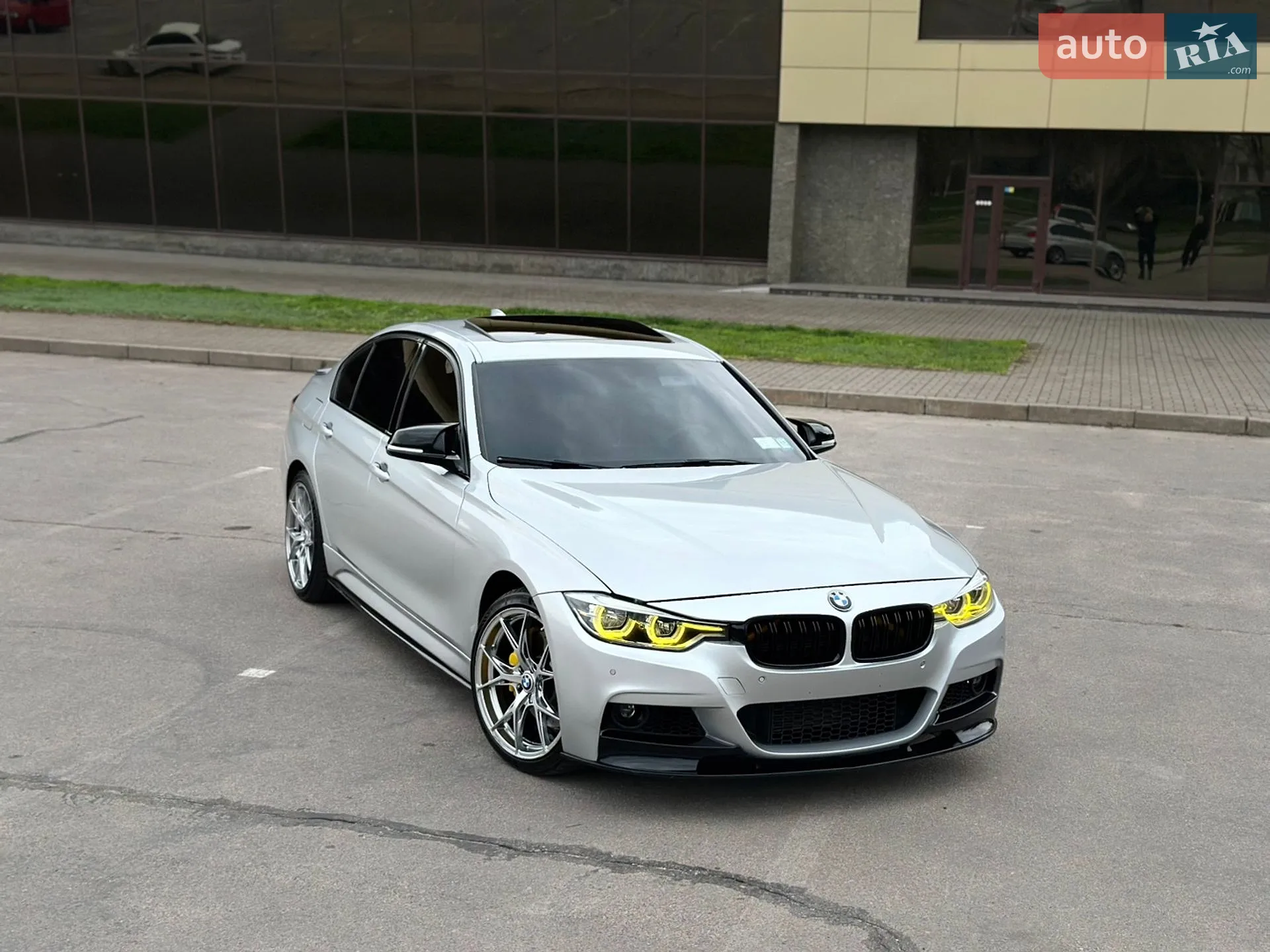 2016 BMW 3er - мініатюра 2