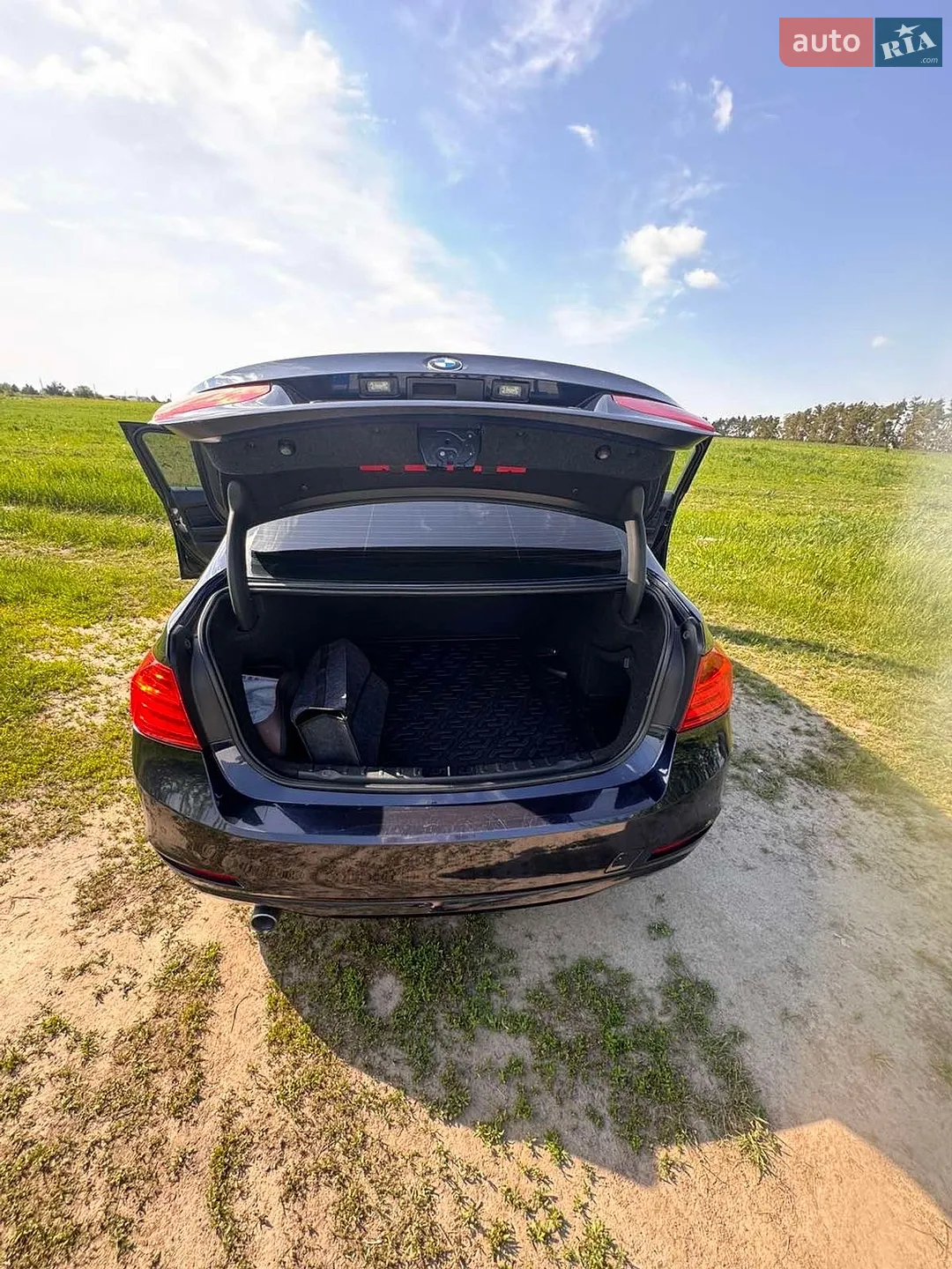 2012 BMW 3er - мініатюра 12