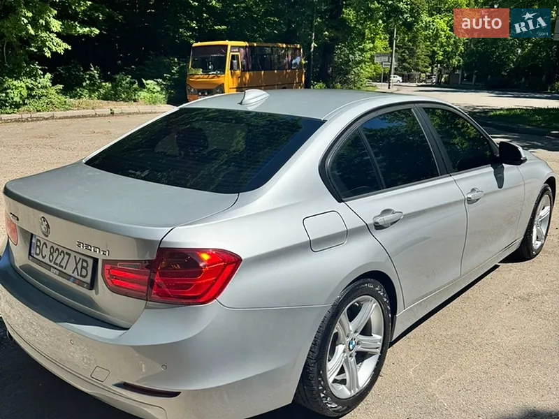 BMW 3 Series 2014 VIN WBA3D5102EF705610 фото оголошення 17 з 68