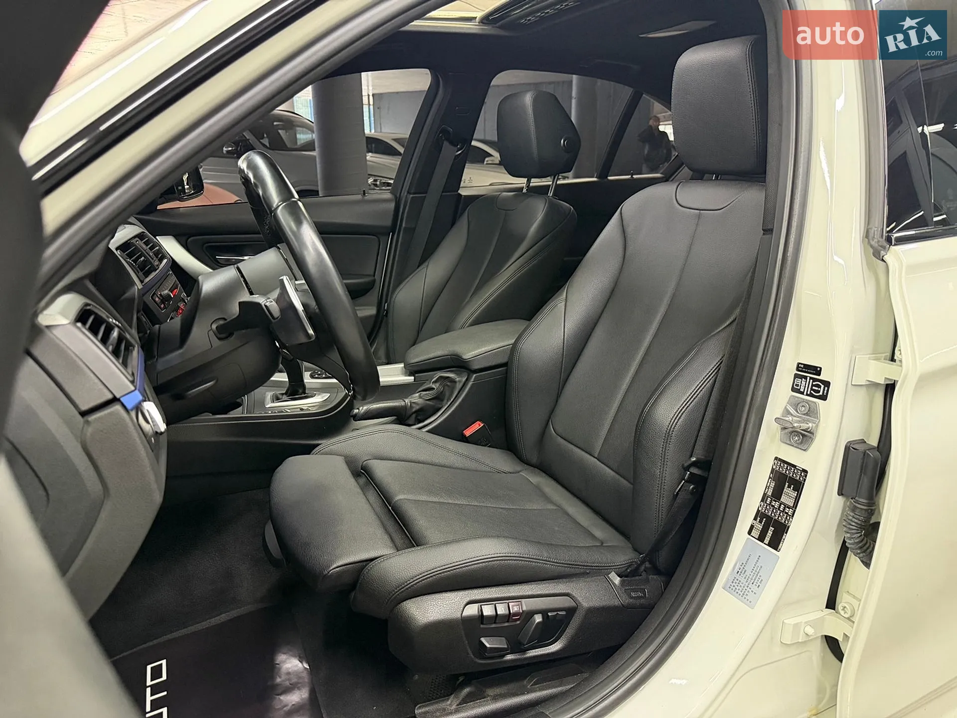 2015 BMW 3er - мініатюра 22