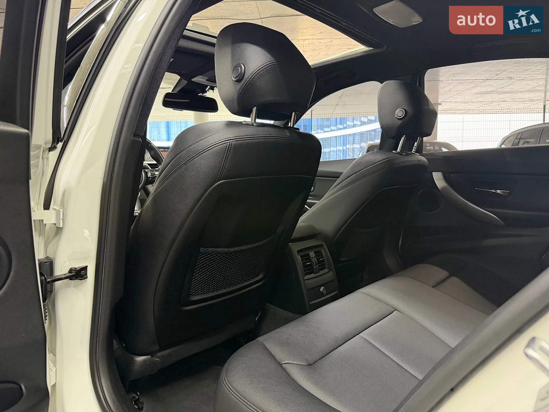 2015 BMW 3er - мініатюра 23
