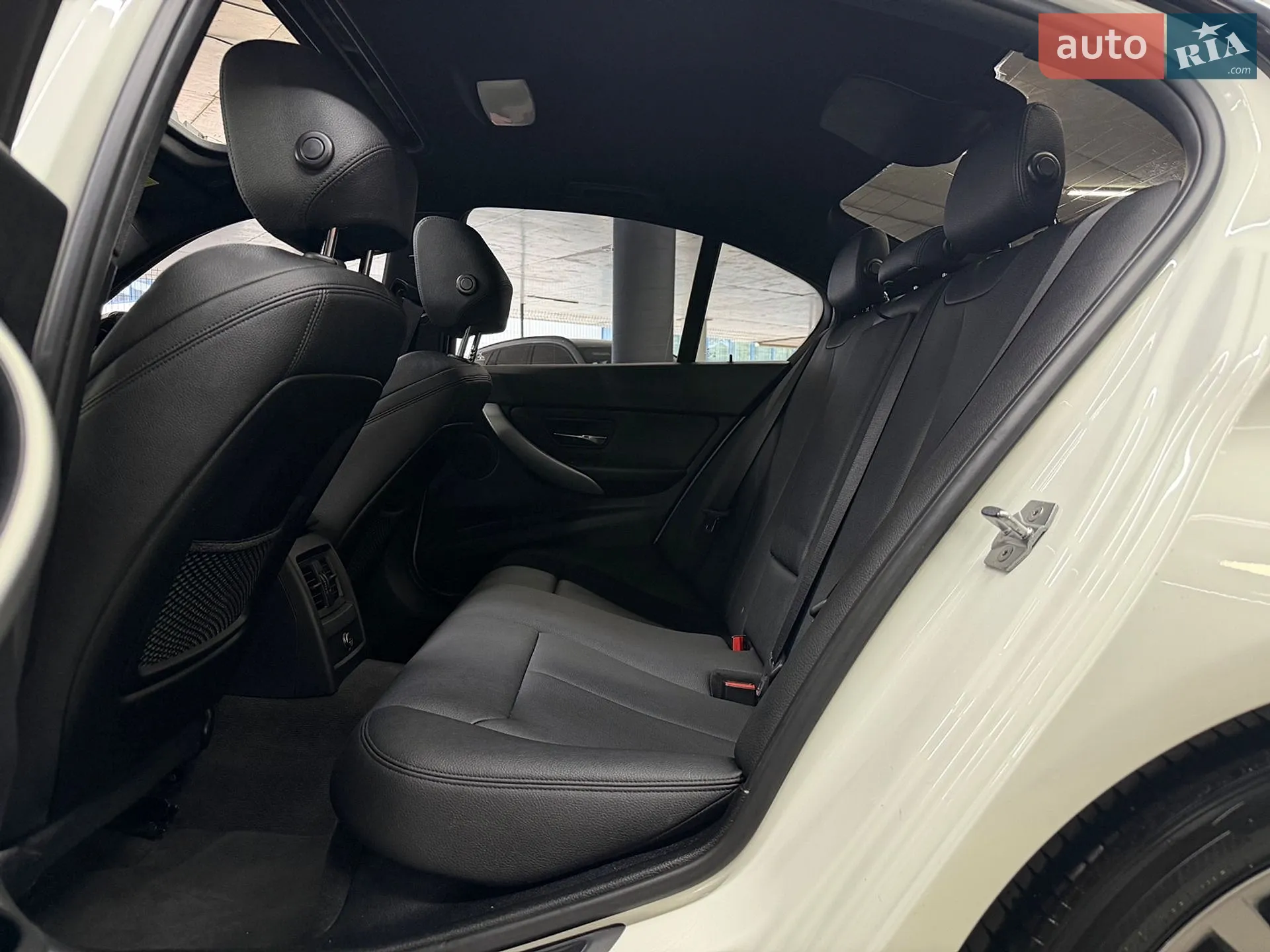 2015 BMW 3er - мініатюра 24