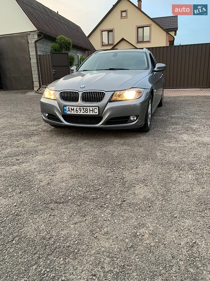 2010 BMW 3er - мініатюра 16