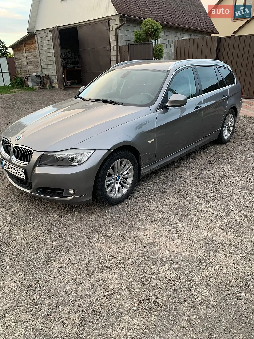 2010 BMW 3er - мініатюра 11