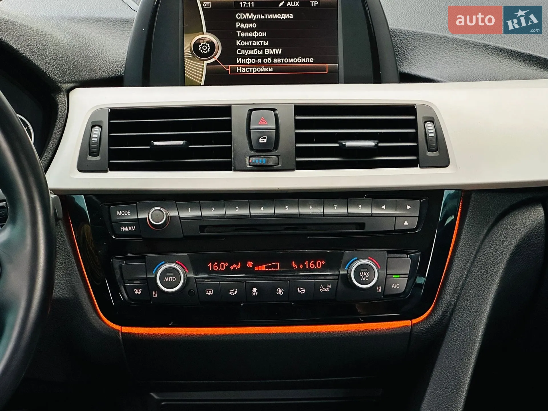 2012 BMW 3er - мініатюра 32