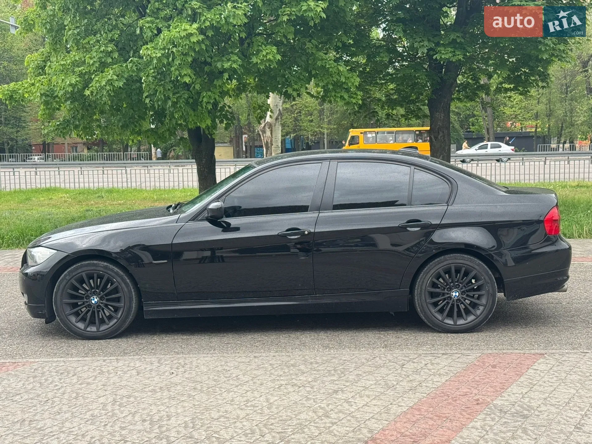 2010 BMW 3er - мініатюра 9