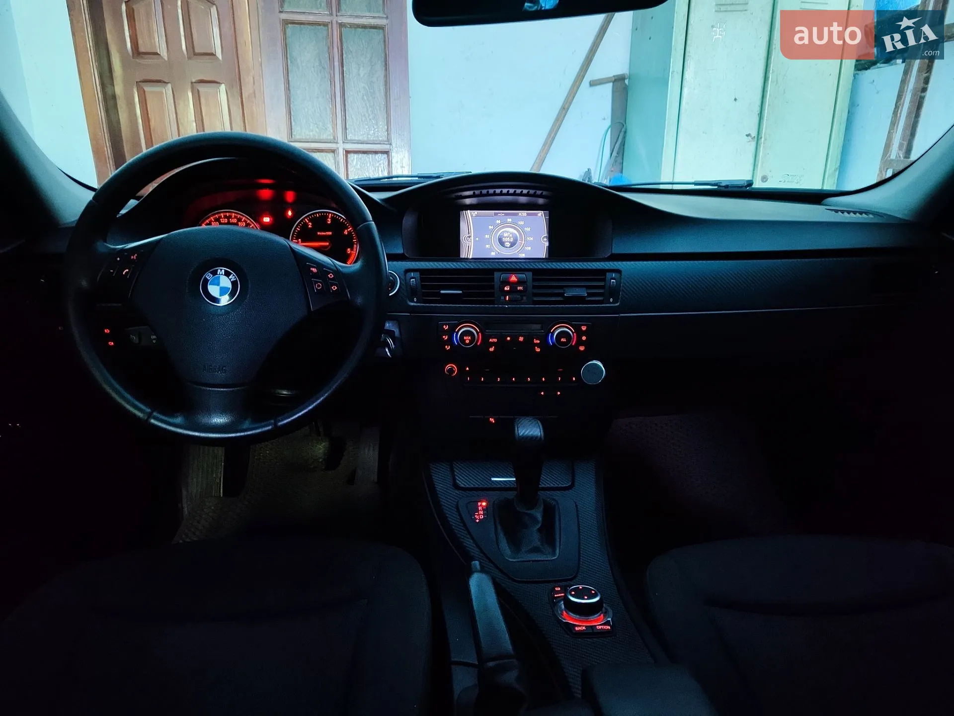 2010 BMW 3er - мініатюра 8