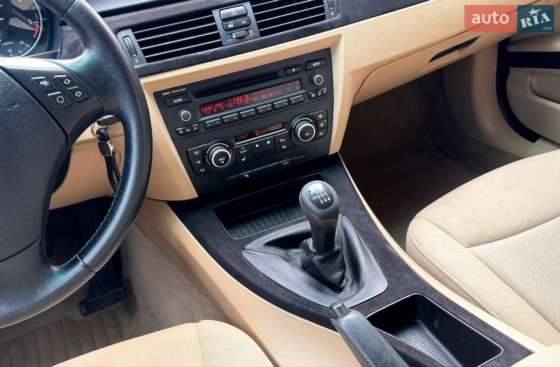 2010 BMW 3er - мініатюра 19