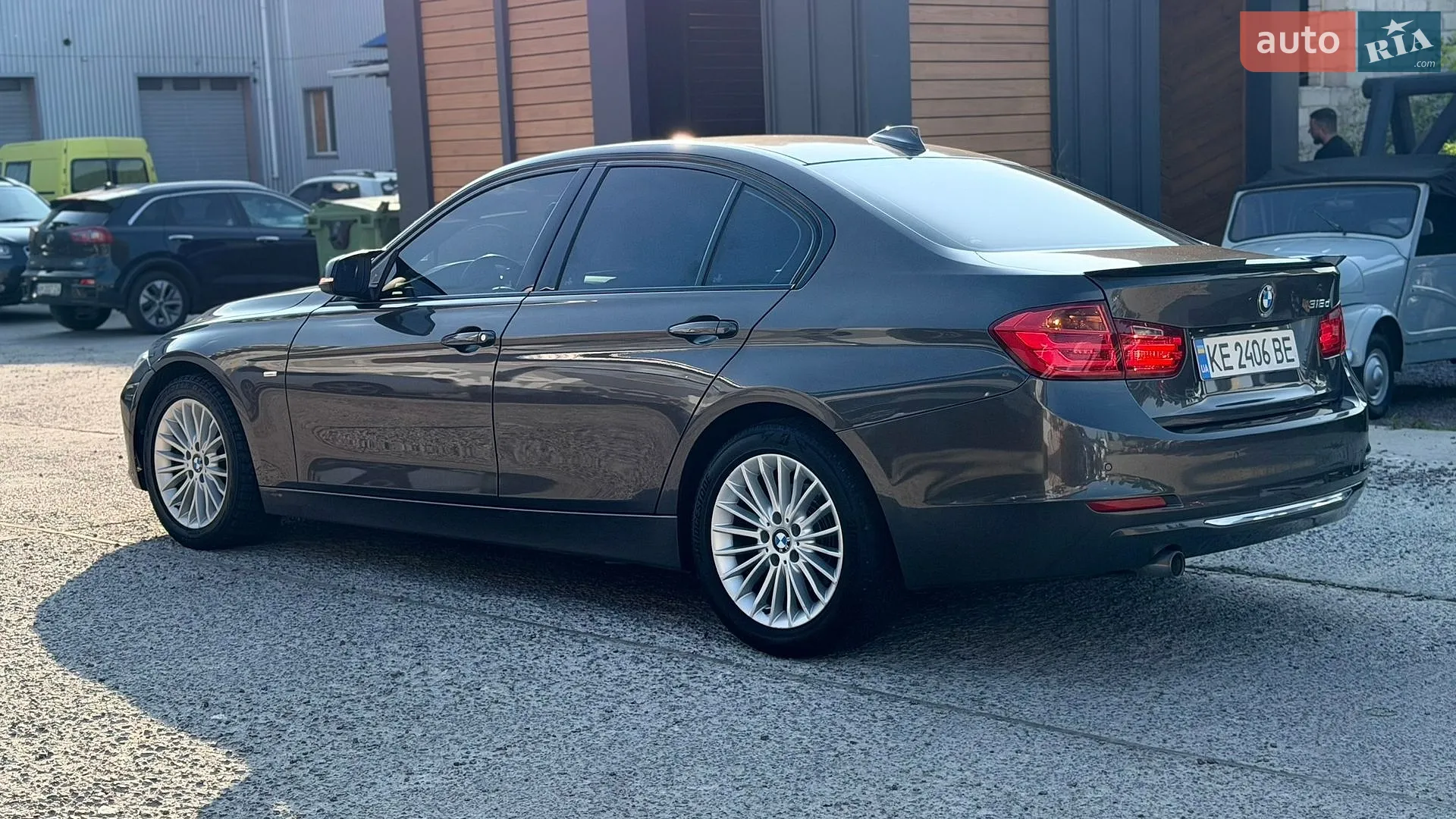 2013 BMW 3er - мініатюра 2