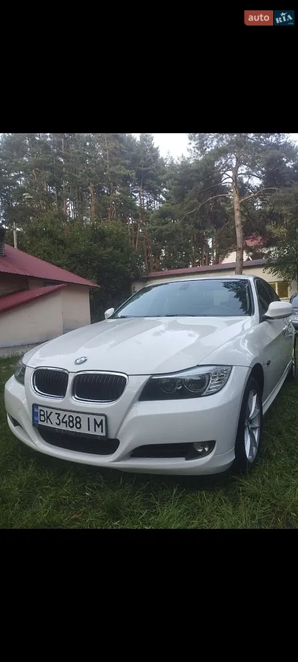 2010 BMW 3er - мініатюра 10
