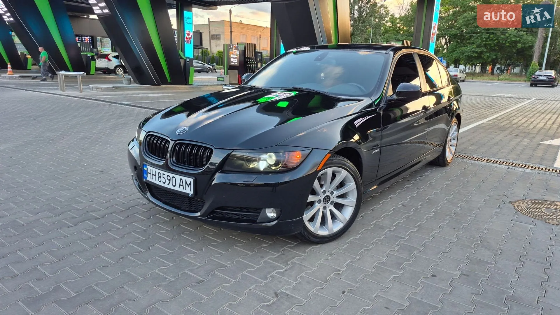 2010 BMW 3er - мініатюра 12