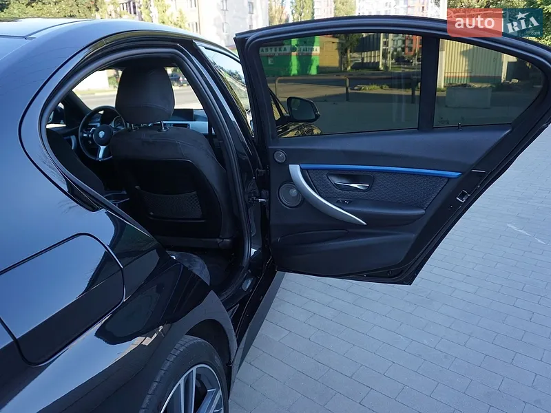 BMW 3 Series 2015 VIN WBA8B71050K385299 фото оголошення 21 з 56