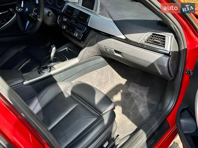 BMW 3 Series 2016 VIN WBA8E5G50GNU20984 фото оголошення 19 з 47