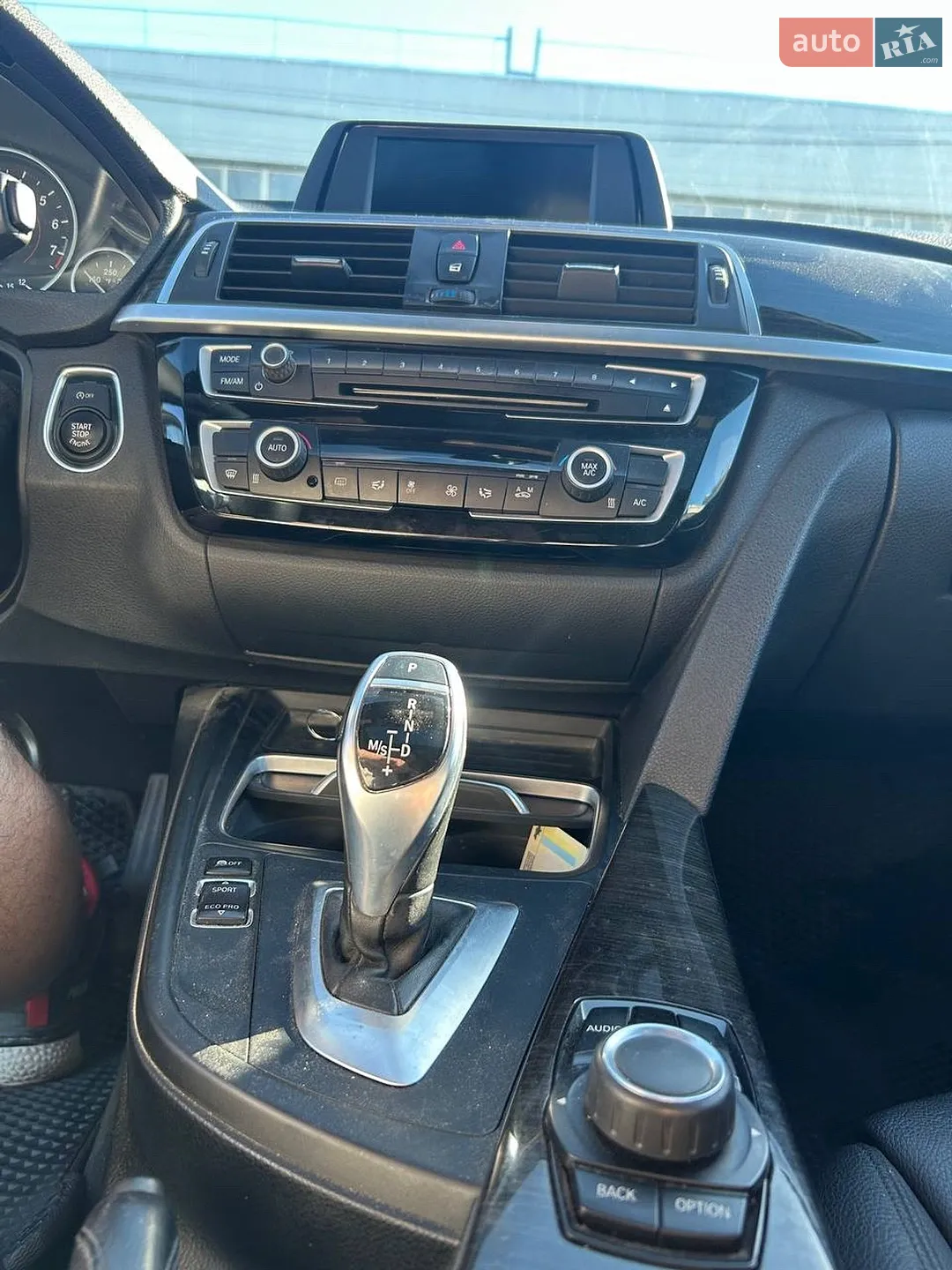 2015 BMW 3er - мініатюра 9
